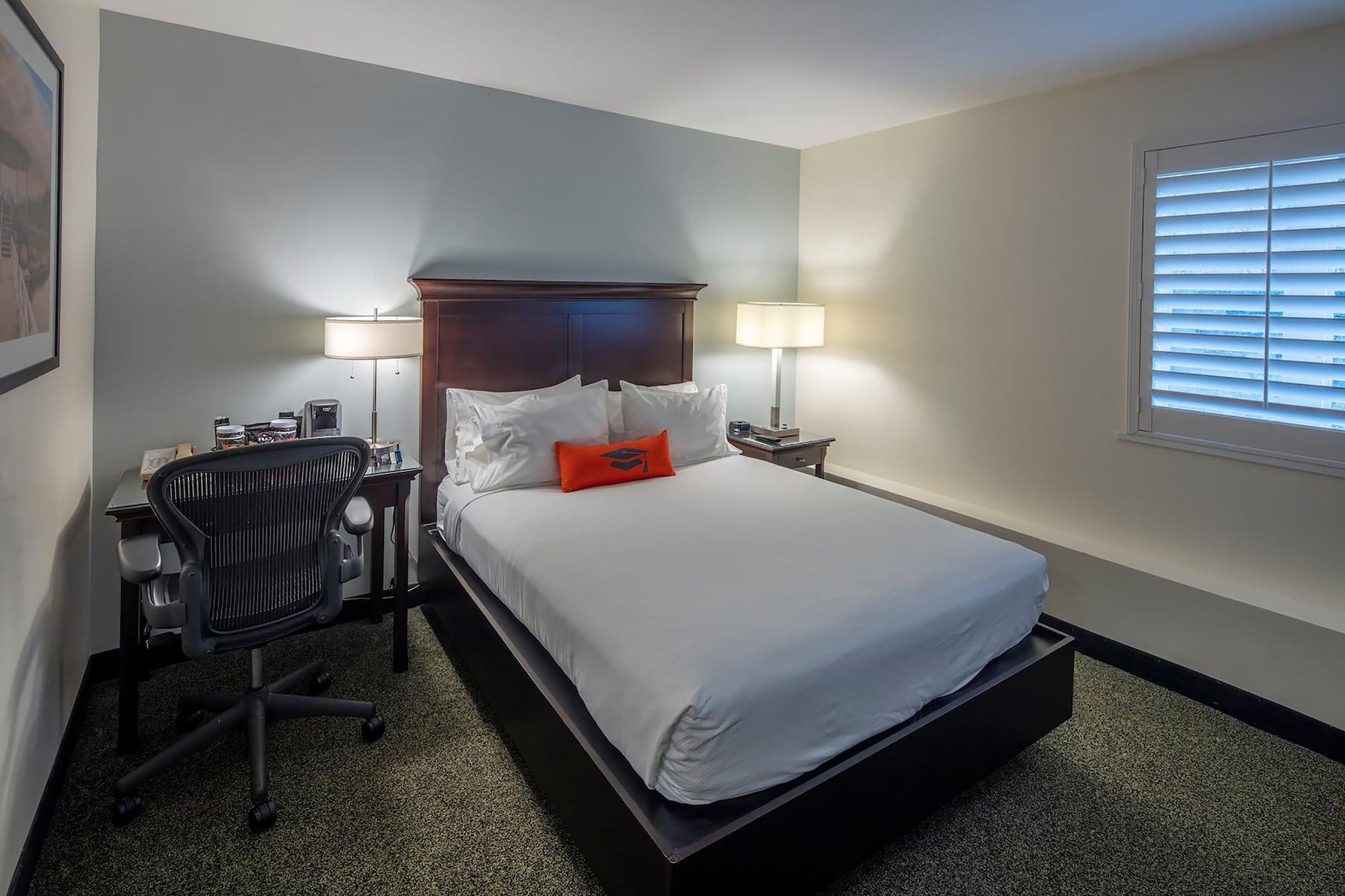 Collegian Hotel & Suites, Trademark Collection By Wyndham Syracuse Esterno foto