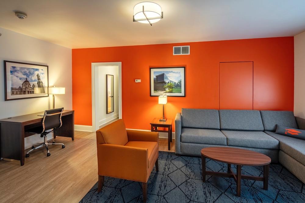Collegian Hotel & Suites, Trademark Collection By Wyndham Syracuse Esterno foto