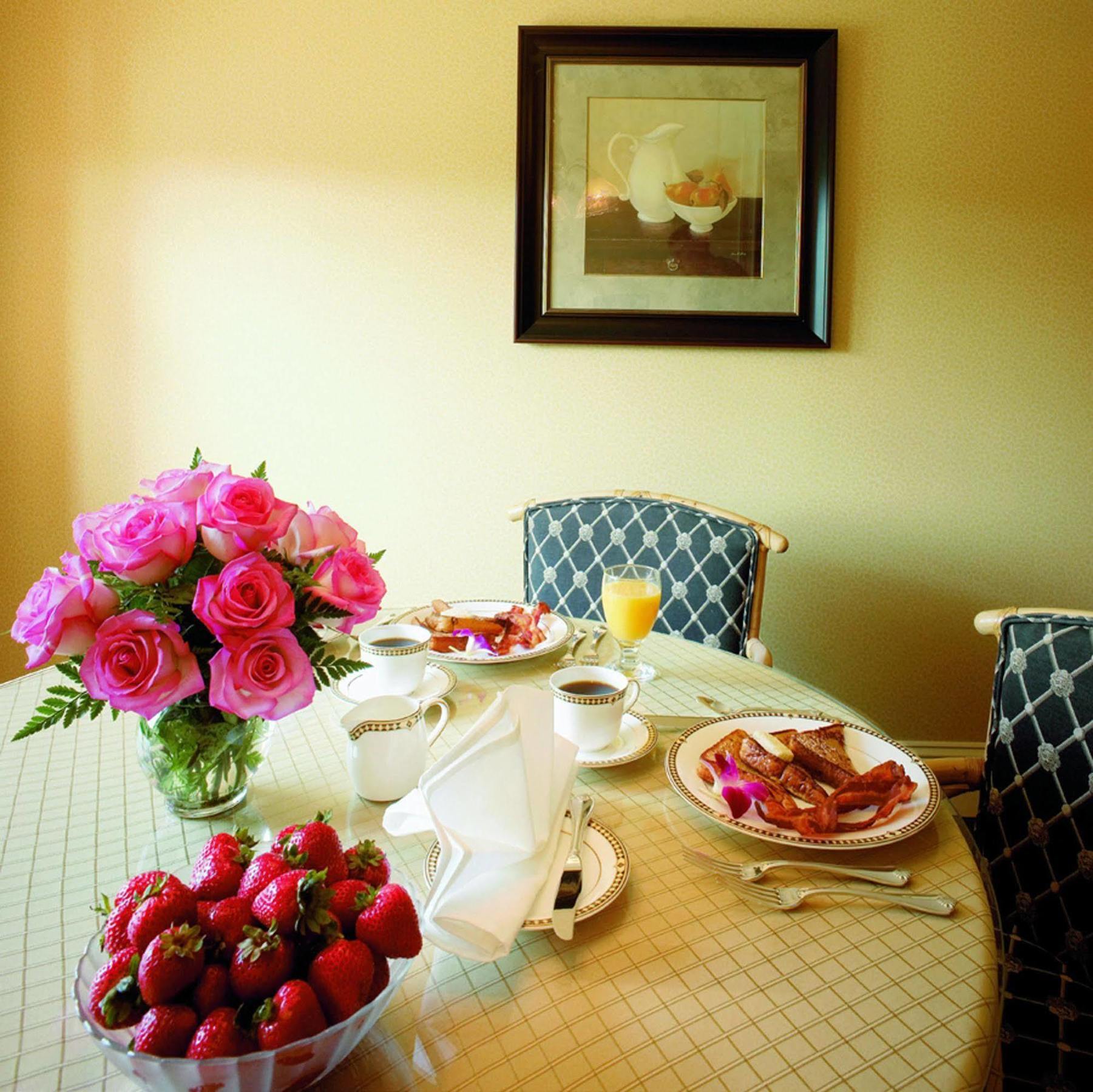 Collegian Hotel & Suites, Trademark Collection By Wyndham Syracuse Esterno foto