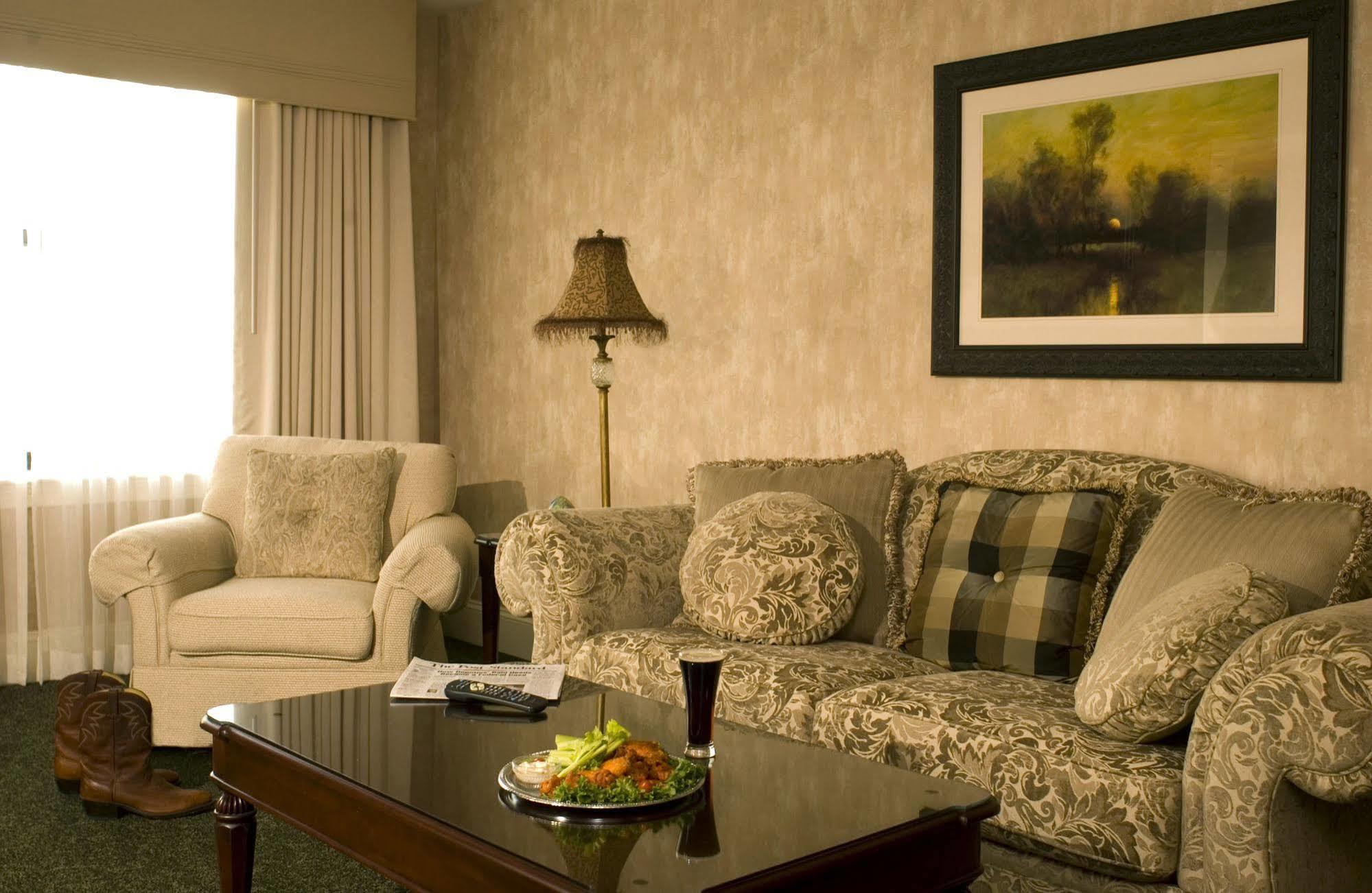 Collegian Hotel & Suites, Trademark Collection By Wyndham Syracuse Esterno foto